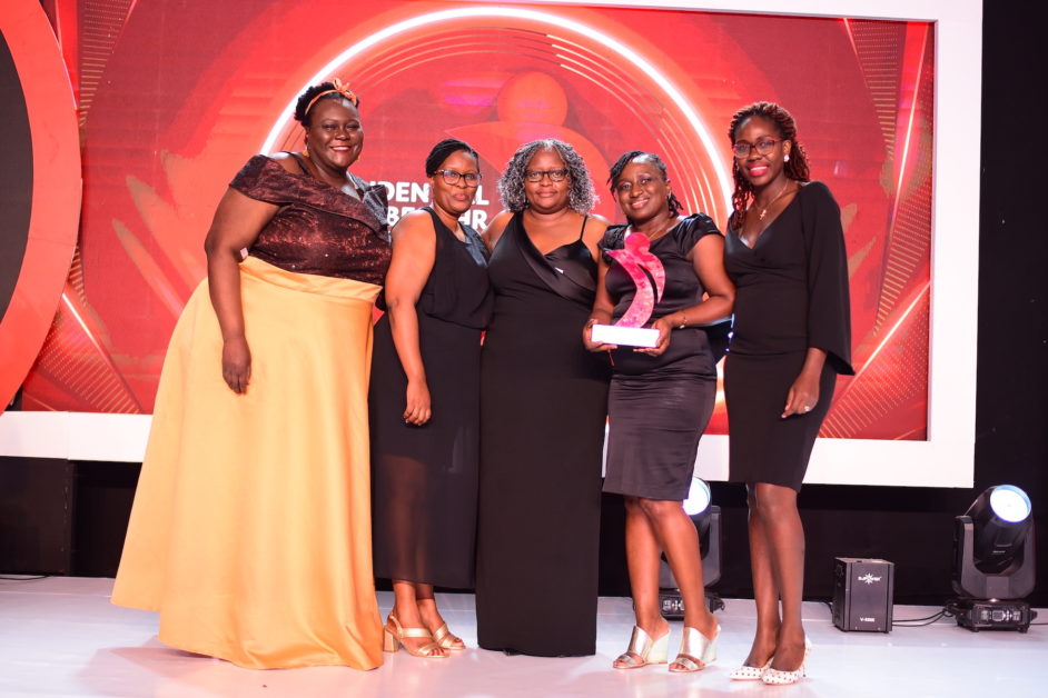 Sylvia Mulomi - the People Function Director, Absa Uganda (centre) together with Absa Staff pose with the Best Practices in Workplace Culture & Environment award won at the Prudential HR Practices Survey for 2022. The bank’s 2022 performance according to Mumba Kalifungwa, is built on its investment in the growth of its people as a key enabler for business growth.