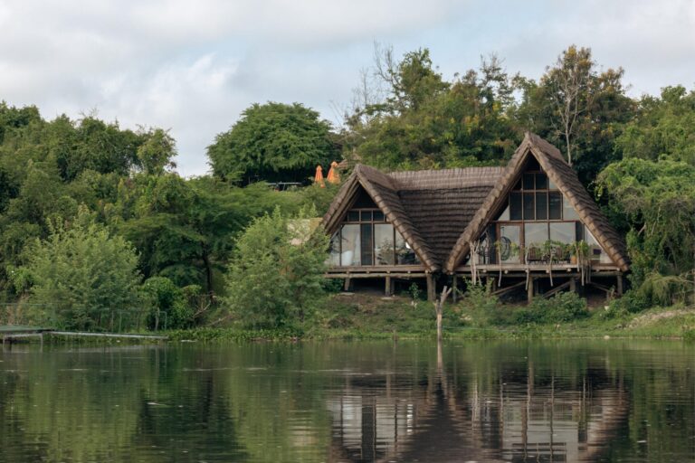 The acoustic beauty of some lodges, such as the Nile Safari Lodge, offers visitors a fulfilling experience.